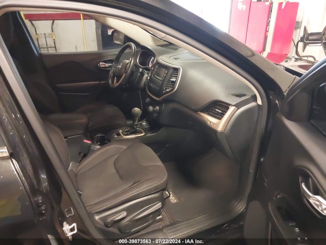 1C4PJMCB4GW214691 Jeep Cherokee Latitude