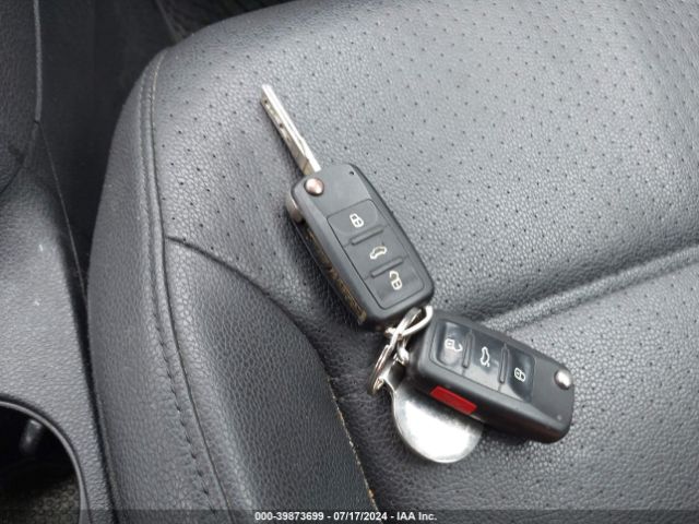 3VWD17AJ3EM395338 Volkswagen JETTA SE