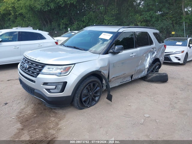 Ford EXPLORER XLT 2017 1FM5K8D87HGC04176 Image 2