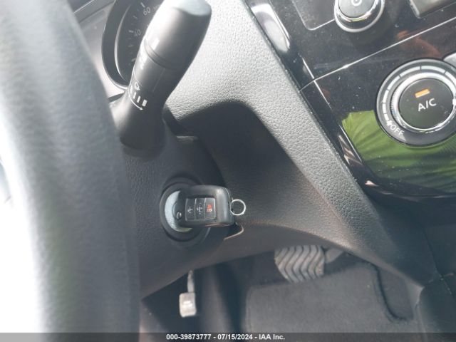 JN8AT2MT6HW399036 Nissan ROGUE S