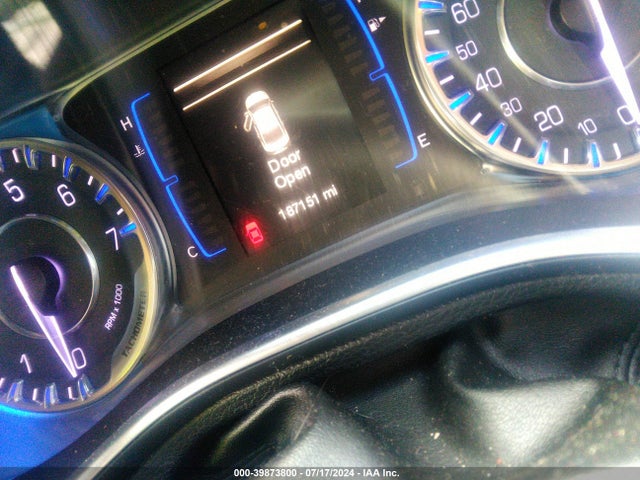 Chrysler 200 Limited 2015 1C3CCCAB6FN538417 Image 7