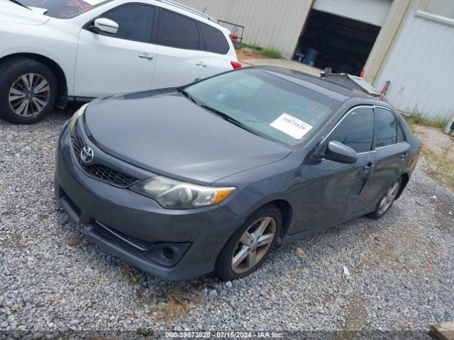 4T1BF1FKXEU317415 Toyota CAMRY SE