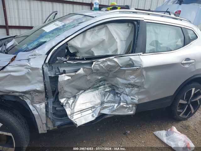 JN1BJ1CV8NW341284 Nissan Rogue Sport Sl Fwd Xtronic Cvt