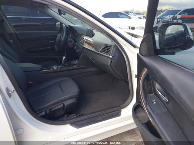 WBA3B1G59FNT07447 BMW 320i