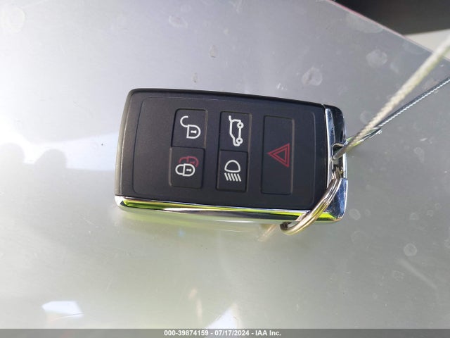 SALE37RU1N2065259 Land Rover Defender 110 X-dynamic Hse