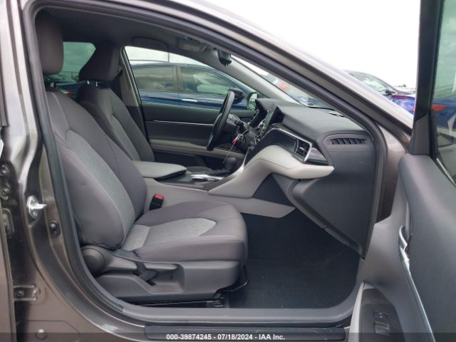 4T1C11AK6NU684466 Toyota CAMRY LE