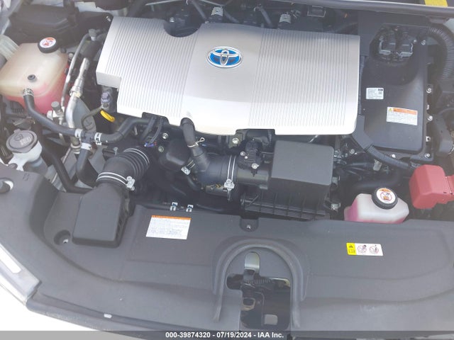 Toyota Prius Three Touring 2018 JTDKARFUXJ3059819 Image 10