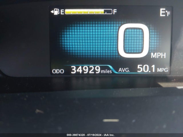 Toyota Prius Three Touring 2018 JTDKARFUXJ3059819 Image 7