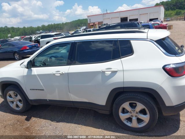3C4NJCBB4KT652130 Jeep Compass Latitude Fwd
