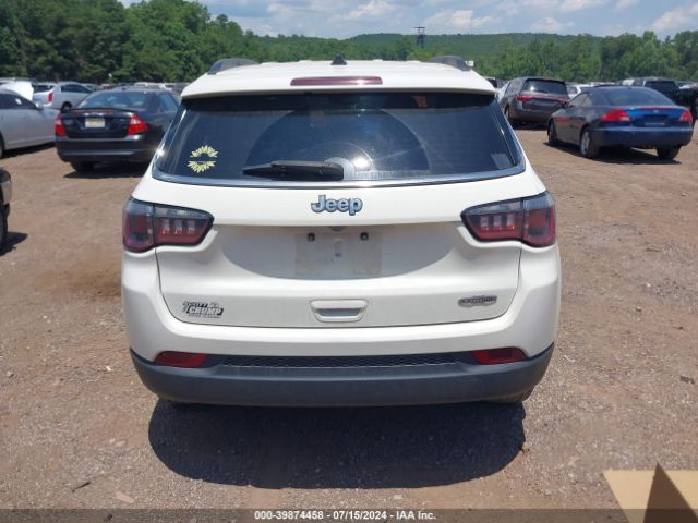 3C4NJCBB4KT652130 Jeep Compass Latitude Fwd