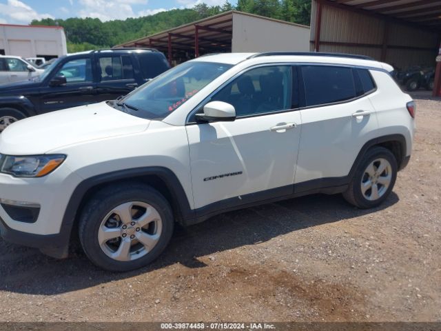 3C4NJCBB4KT652130 Jeep Compass Latitude Fwd