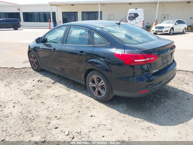 Ford FOCUS SE 2017 1FADP3FE3HL274455 Image 3