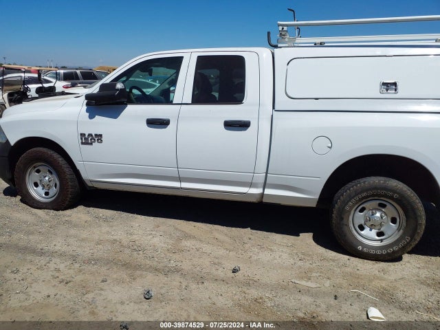 1C6RR7FG6KS656650 RAM 1500 Classic Tradesman Quad Cab 4x4 6'4 Box