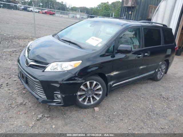 5TDDZ3DC2LS239838 Toyota SIENNA XLE