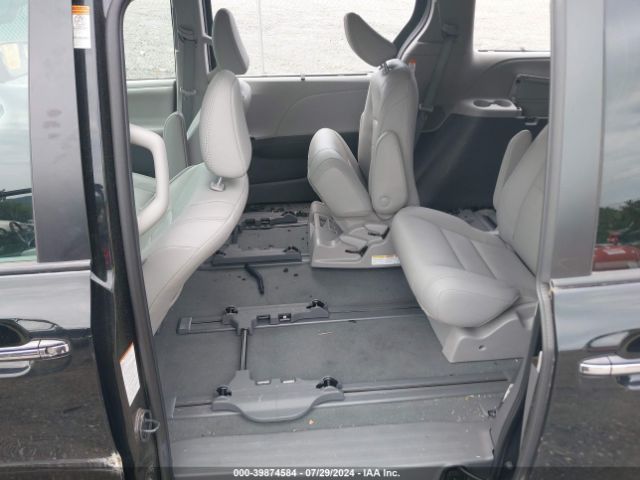 5TDDZ3DC2LS239838 Toyota SIENNA XLE