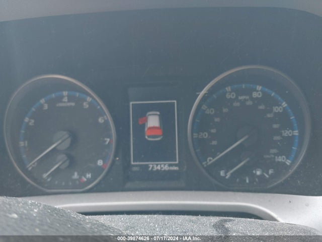 Toyota Rav4 Xle 2017 2T3RFREV2HW552475 Image 7