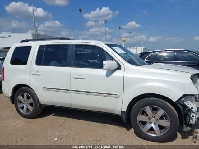 5FNYF4H98FB052997 Honda Pilot Touring