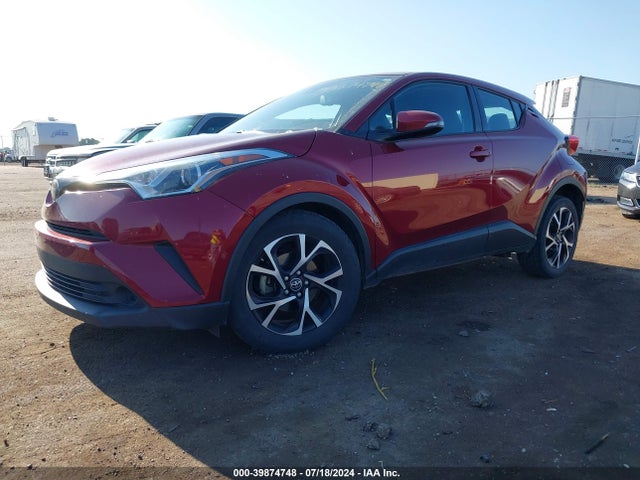 39874748 :رقم المزاد ، NMTKHMBX0JR054642 vin ، 2018 Toyota C-hr Xle مزاد بيع