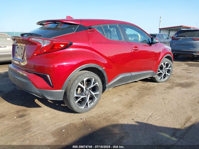 39874748 :رقم المزاد ، NMTKHMBX0JR054642 vin ، 2018 Toyota C-hr Xle مزاد بيع