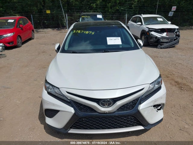Toyota CAMRY XSE 2018 4T1B61HK0JU147122 Image 12