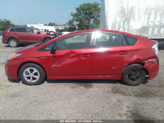 Toyota Prius Three 2015 JTDKN3DU9F0408451 Image 14