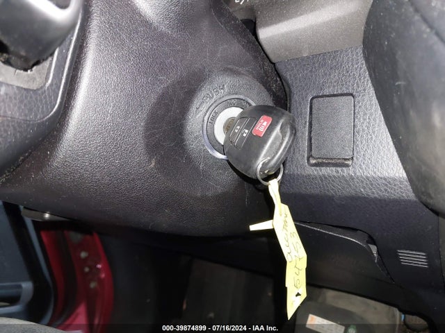 Toyota RAV4 LE 2017 2T3BFREV8HW635099 Image 11
