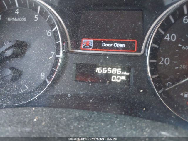 5N1AR2MN1EC718072 Nissan Pathfinder S