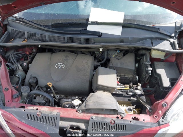 Toyota Sienna Le 8 Passenger 2017 5TDKZ3DC9HS850724 Image 10