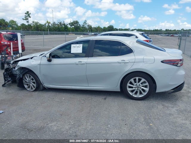 Toyota CAMRY LE 2024 4T1R11AK8RU245365 Image 14