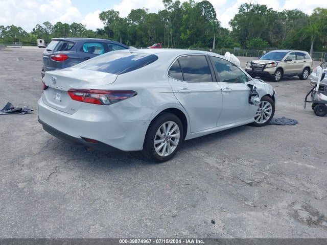 Toyota CAMRY LE 2024 4T1R11AK8RU245365 Image 4