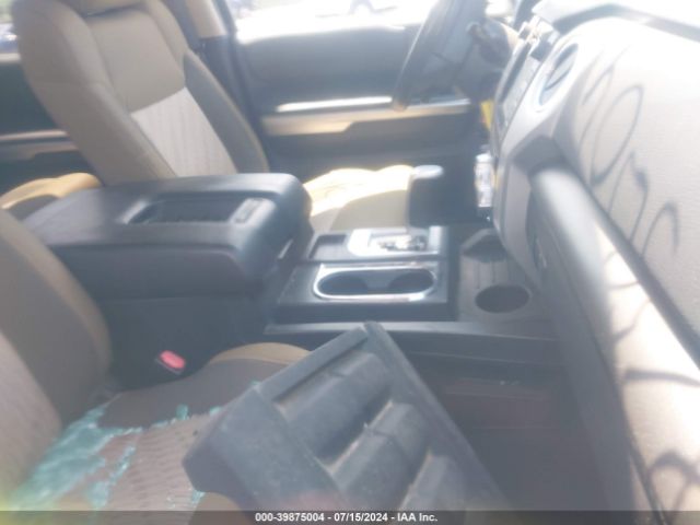 5TFDY5F19FX426468 Toyota Tundra Sr5 5.7l V8