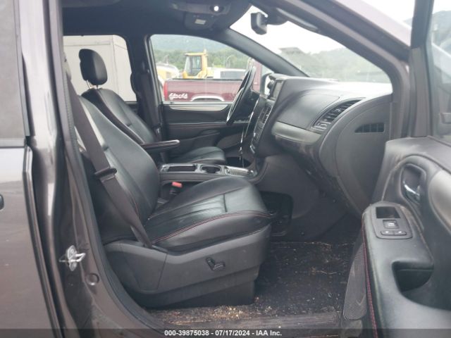 2C4RDGEG6KR623240 Dodge Grand Caravan Gt
