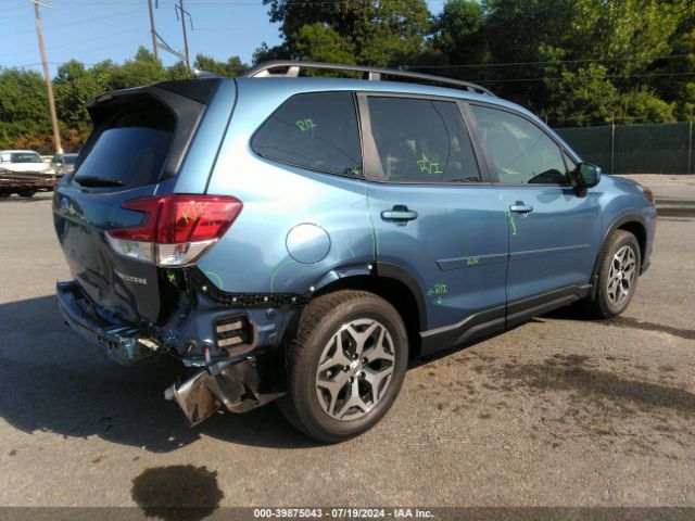 JF2SKACC8R8515231 Subaru Forester Premium