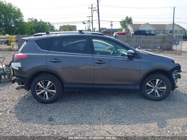 Toyota Rav4 Xle 2017 JTMRFREV1HJ705412 Image 13
