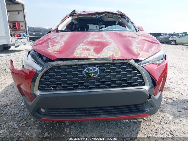 Toyota Corolla Cross Xle 2022 7MUDAAAG9NV004560 Image 6
