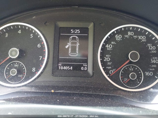 WVGAV7AX8GW603338 Volkswagen TIGUAN S