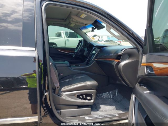 1GYS3BKJ0HR310264 Cadillac Escalade Luxury