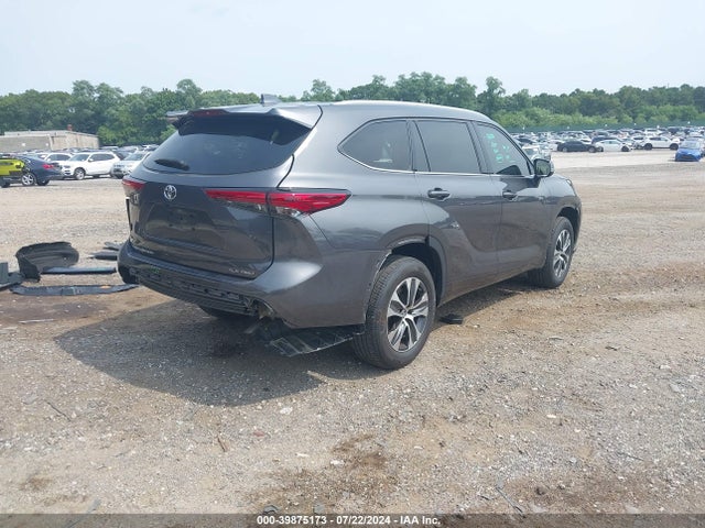 Toyota Highlander Xle 2022 5TDGZRBHXNS169023 Image 4