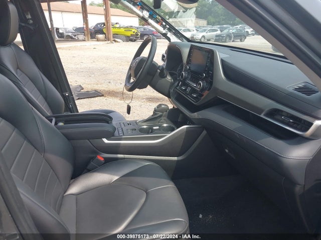 Toyota Highlander Xle 2022 5TDGZRBHXNS169023 Image 5