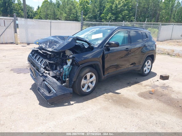 3C4NJCBB0KT692978 Jeep Compass Latitude Fwd