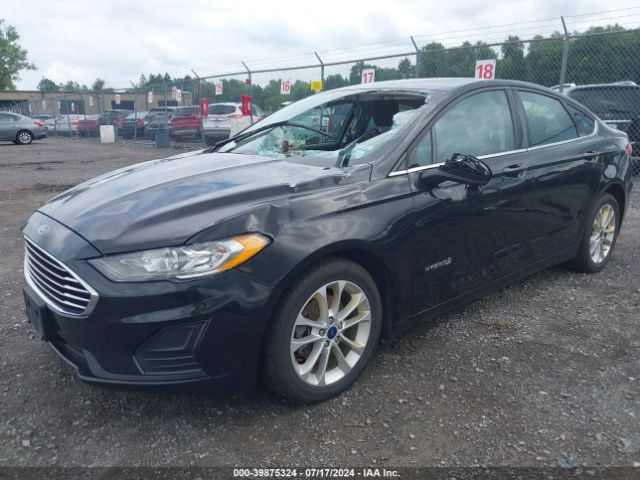 3FA6P0LU1KR212631 Ford Fusion Hybrid Se