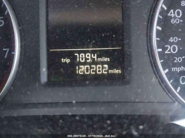 1VWAT7A3XFC042127 Volkswagen Passat 1.8t S