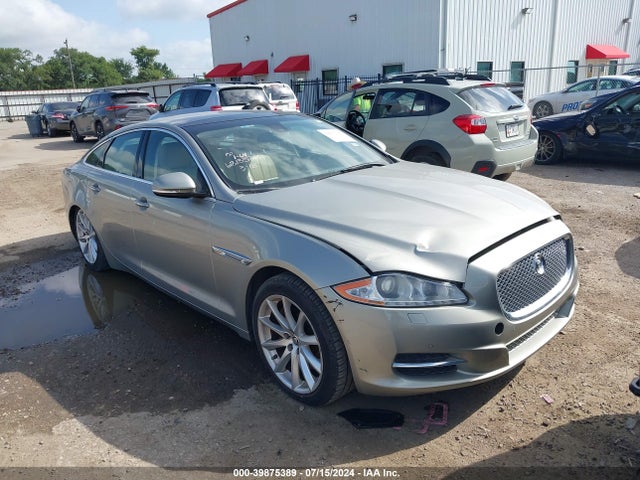 2011 JAGUAR XJ SAJWA1CB7BLV21942 Photo 0