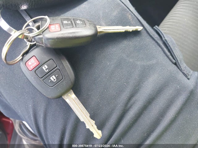 Toyota RAV4 LE 2018 2T3ZFREV6JW516780 Image 11