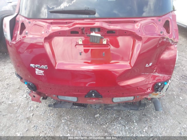 Toyota RAV4 LE 2018 2T3ZFREV6JW516780 Image 18