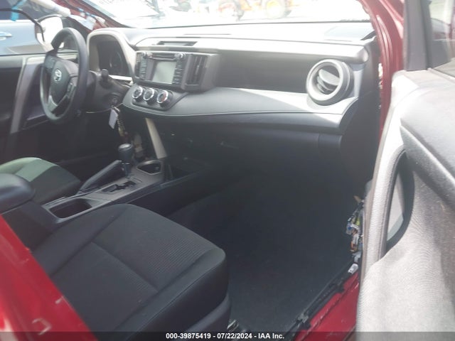 Toyota RAV4 LE 2018 2T3ZFREV6JW516780 Image 5
