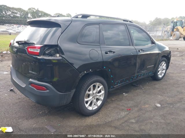 1C4PJLAB0FW731076 Jeep Cherokee Sport
