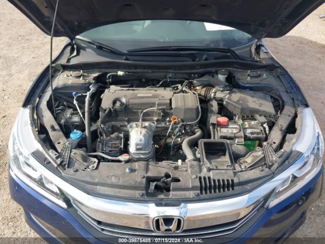 1HGCR2F34HA047085 Honda ACCORD LX