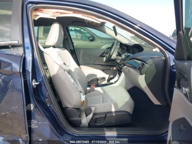 1HGCR2F34HA047085 Honda ACCORD LX