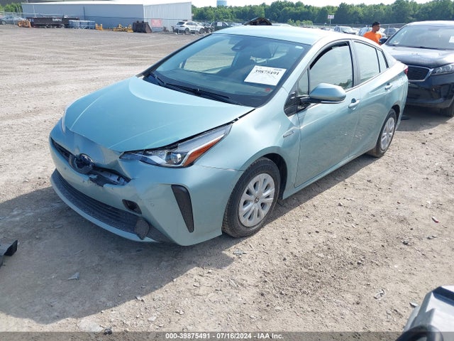 Toyota Prius Le 2019 JTDKARFU6K3084413 Image 2